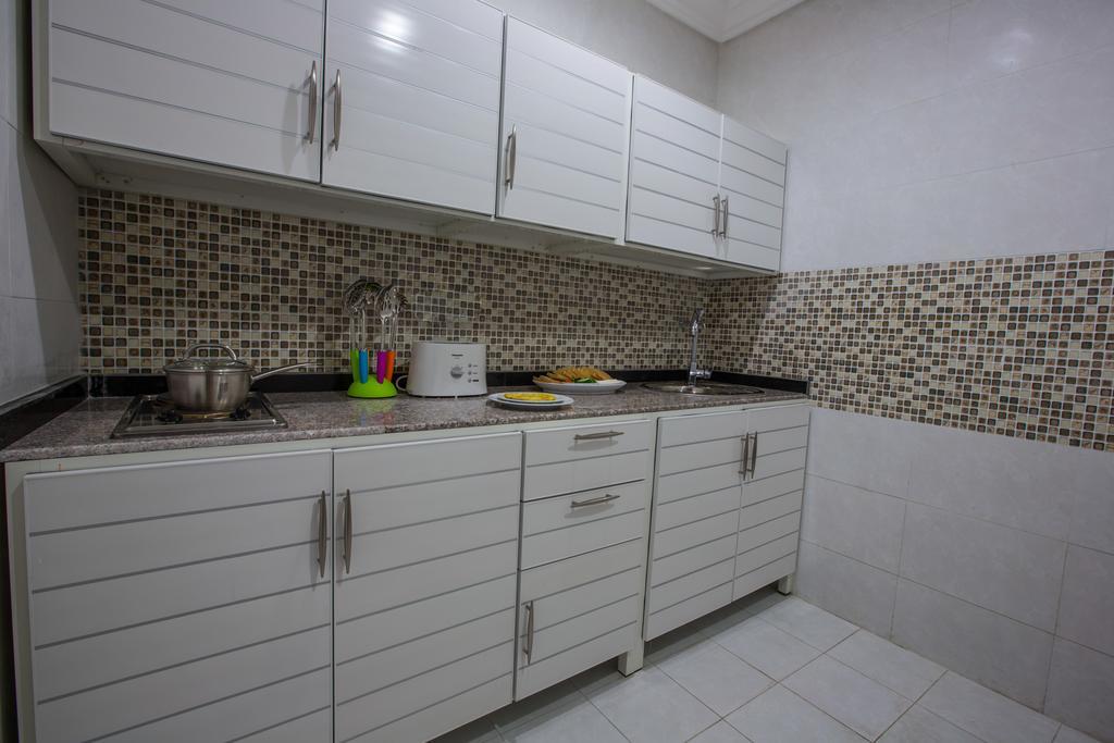 אפרטהוטל כוויית Sara Plaza (Adults Only) מראה חיצוני תמונה